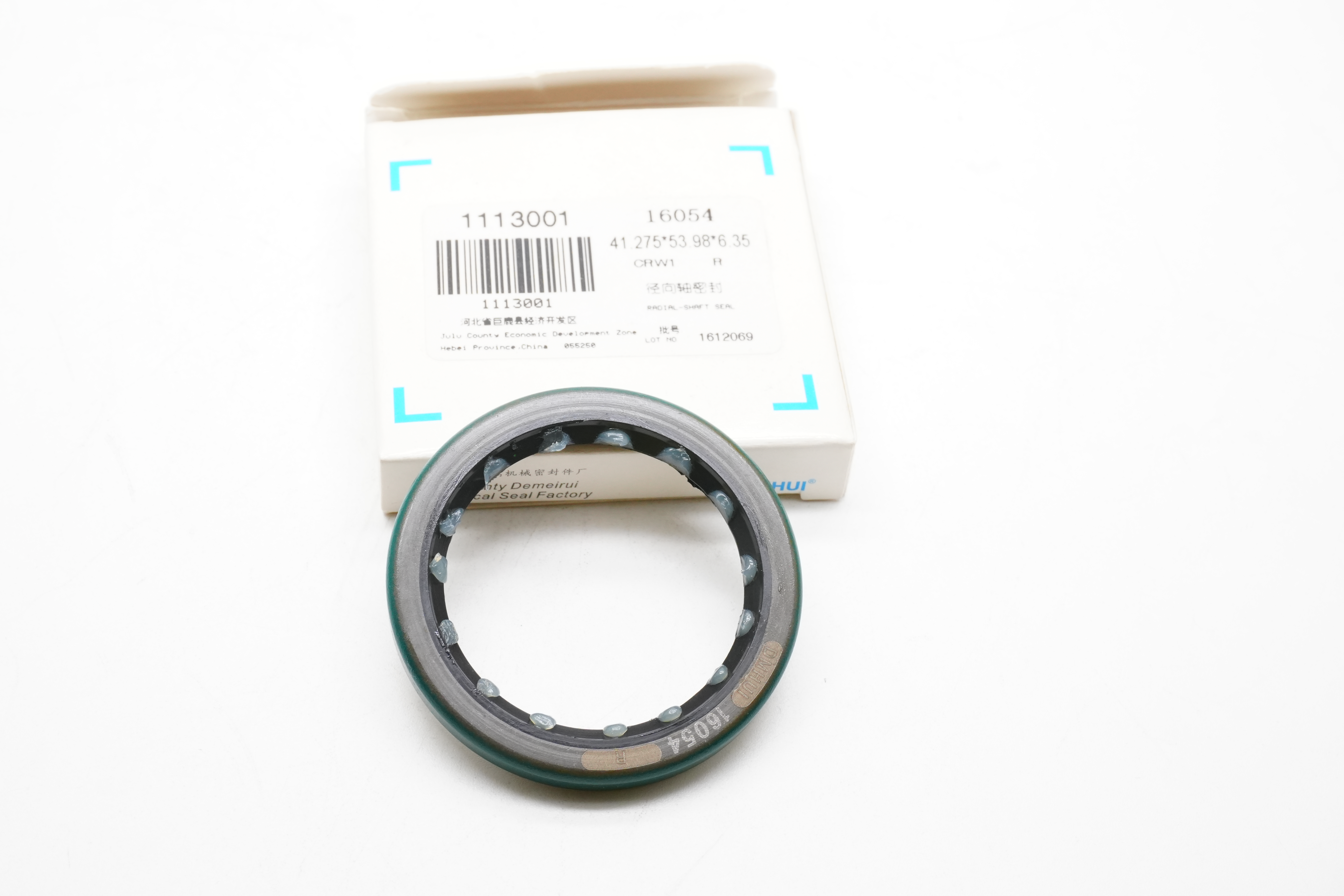 Long-Life CR Seals: Axial, Hydraulic & Rotary Shaft Seals for Heavy Equipment Maintenance