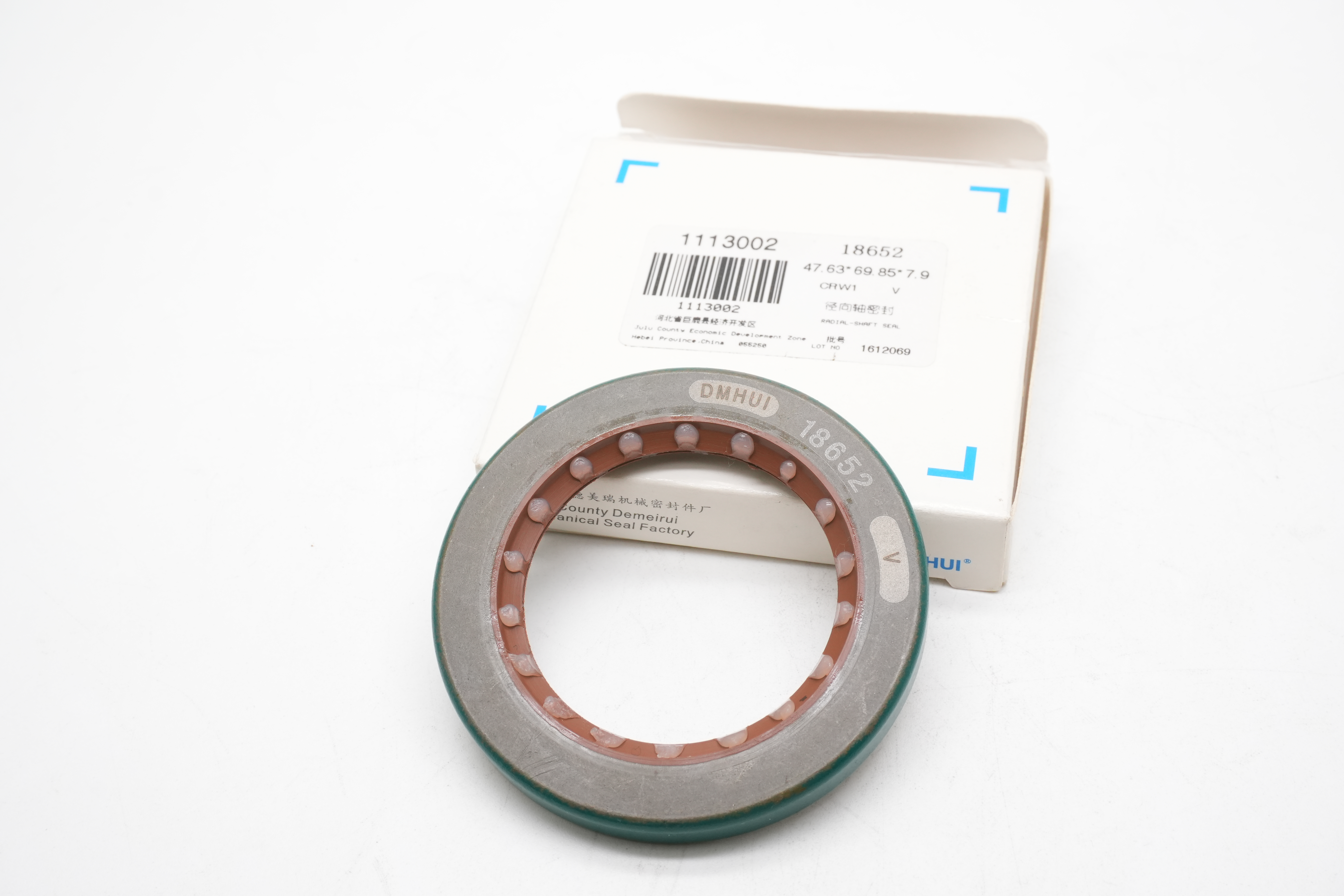 Hydraulic Rotary Shaft Seals | CR Seals with Advanced Metal Face Design