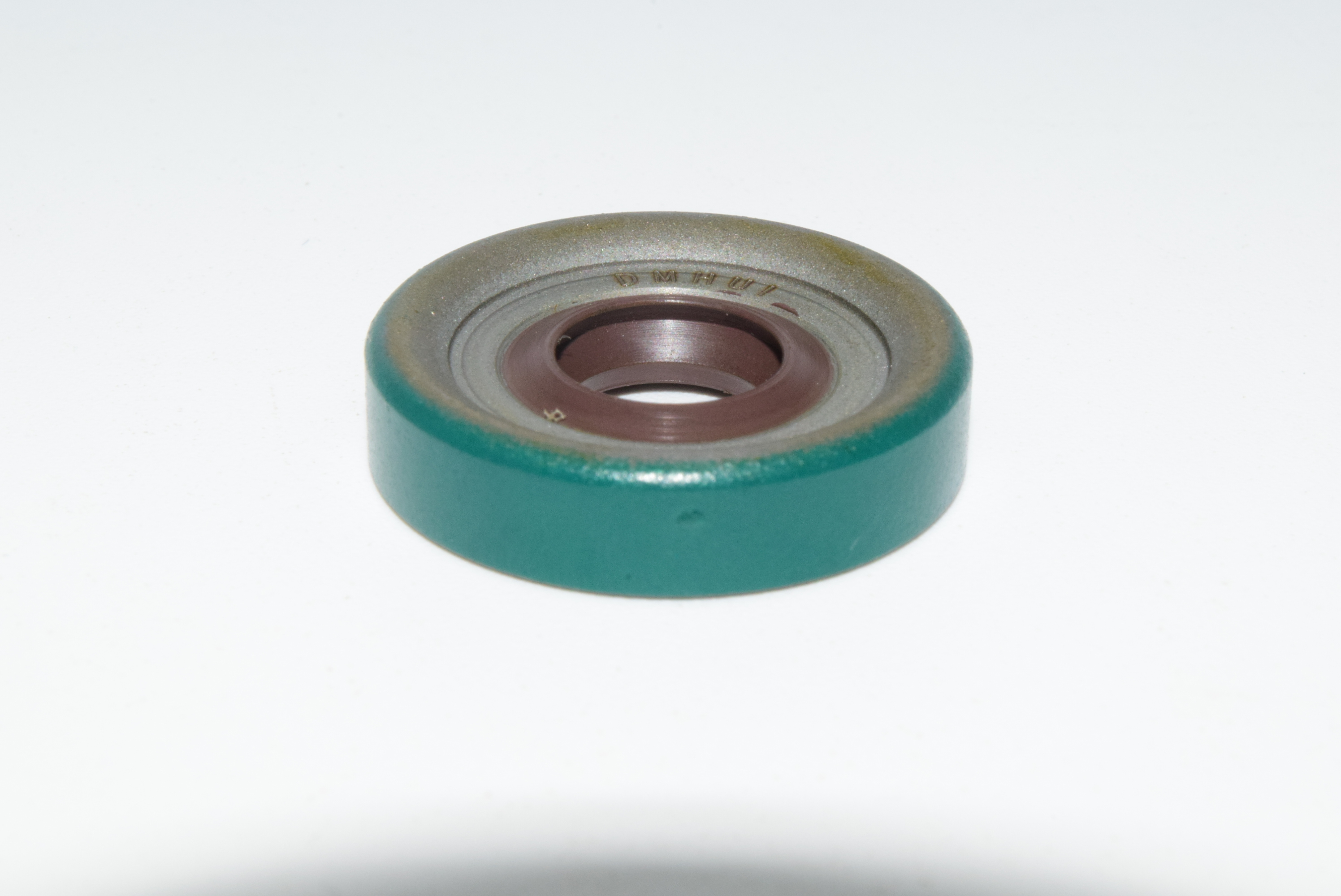 Heavy-Duty Hydraulic Pump Shaft Seals for Excavators: Wear and Leakage Protection