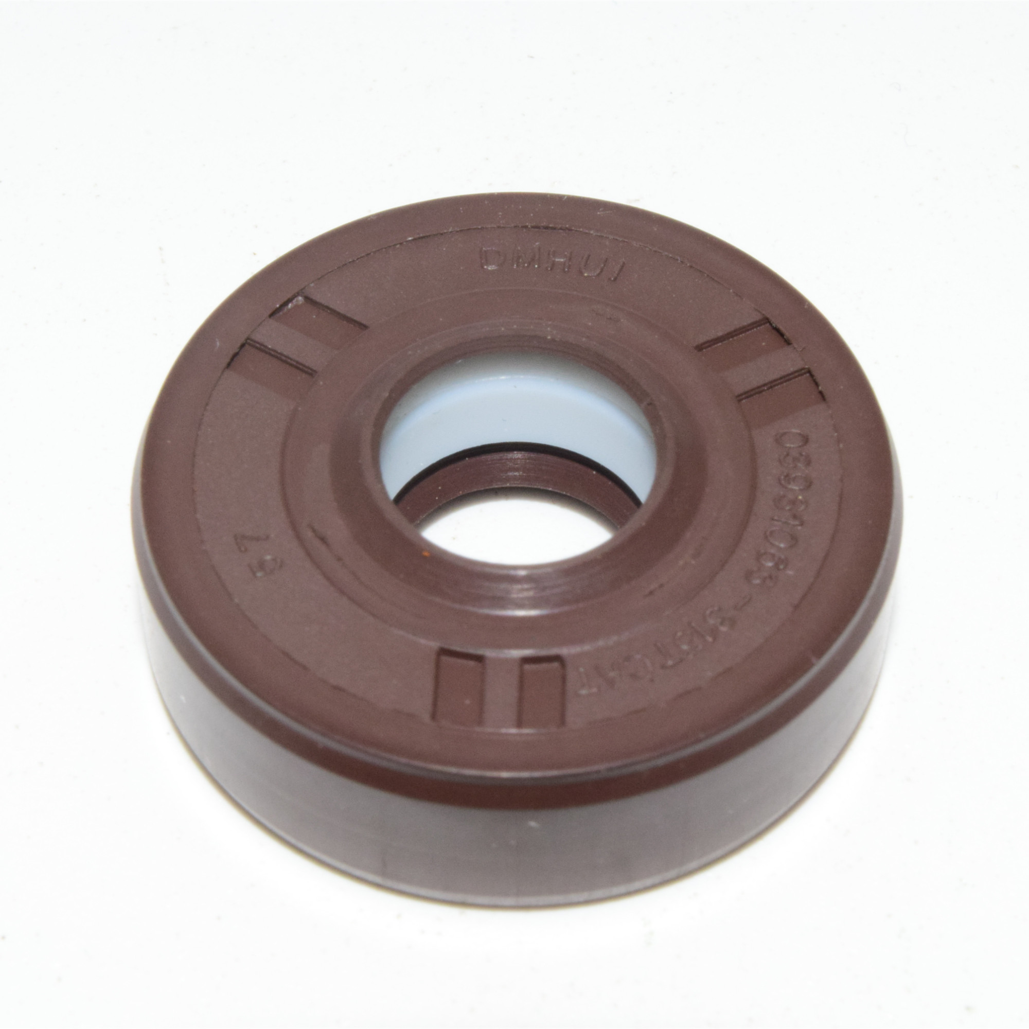 Heavy-Duty Hydraulic Pump Shaft Seals for Excavators