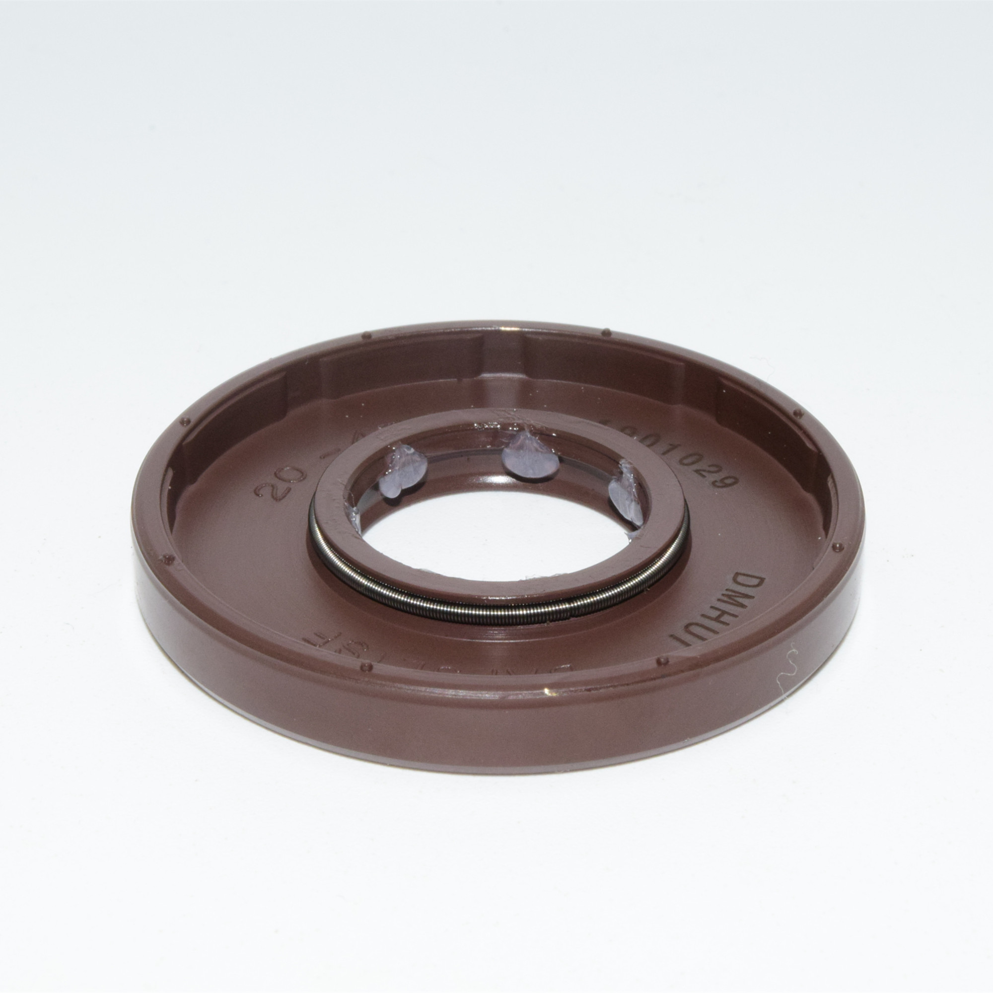 Fatigue Deformation of Metal Frame Creates High-Pressure Oil Seal Long-Term Misalignment Failure
