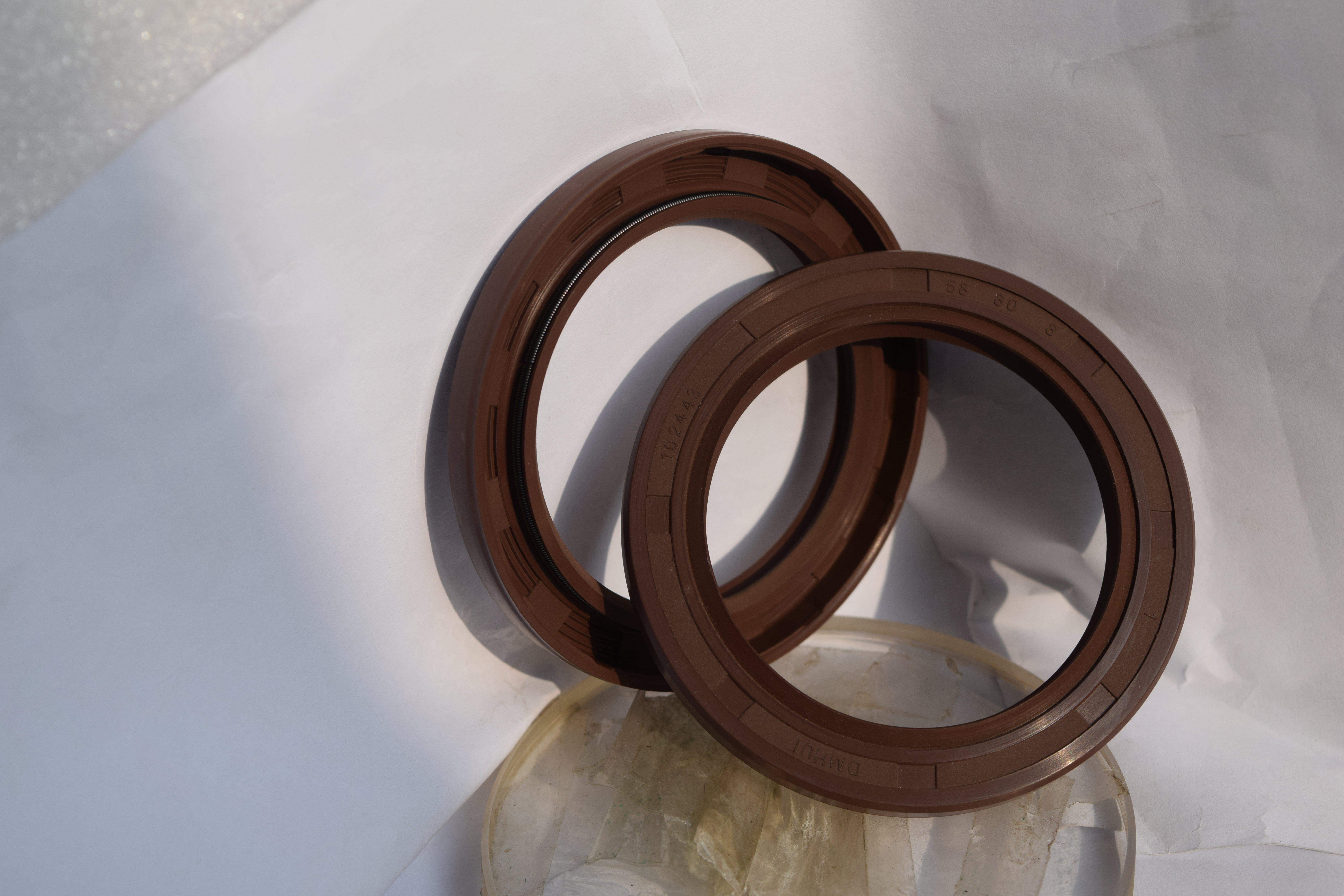 Excavator Hydraulic Pump Oil Seal Spring Failure Diagnosis and Solutions