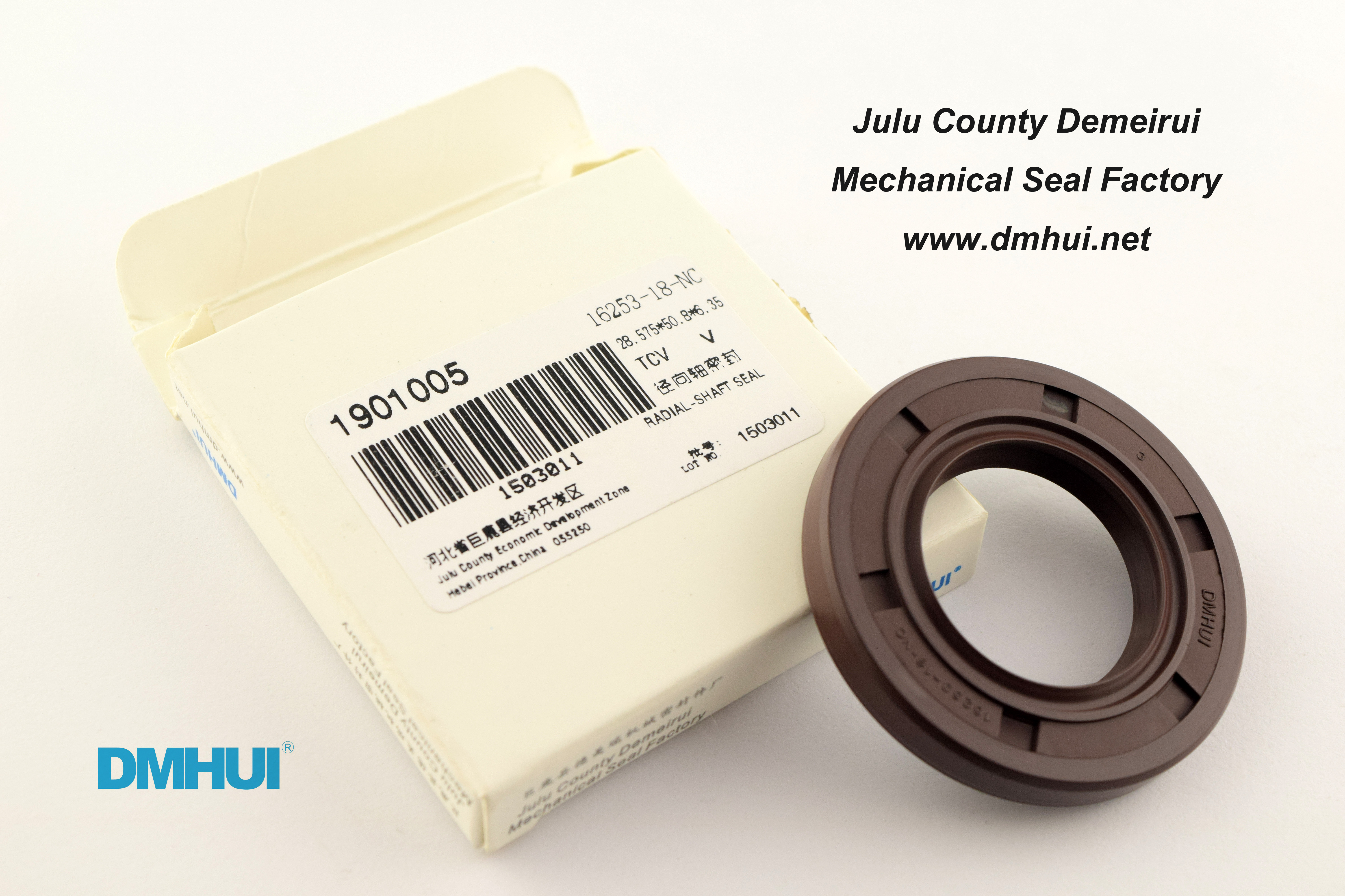 Precision Seals for Excavator Hydraulic Pump Shafts