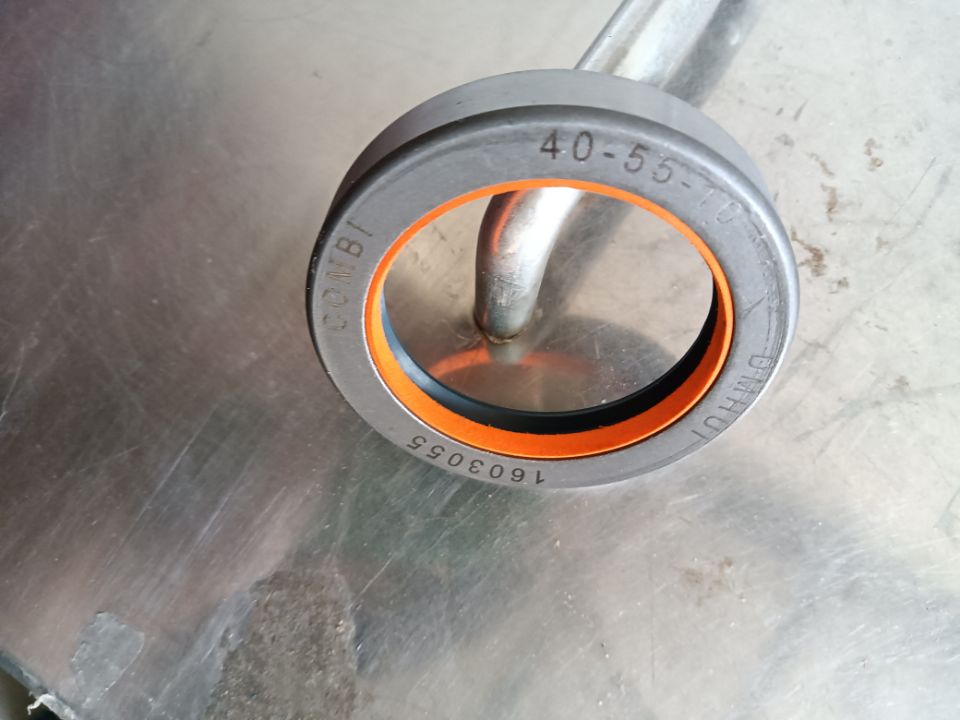 COMBI Agricultural Oil Seal 40*55*10 for Farm Equipment