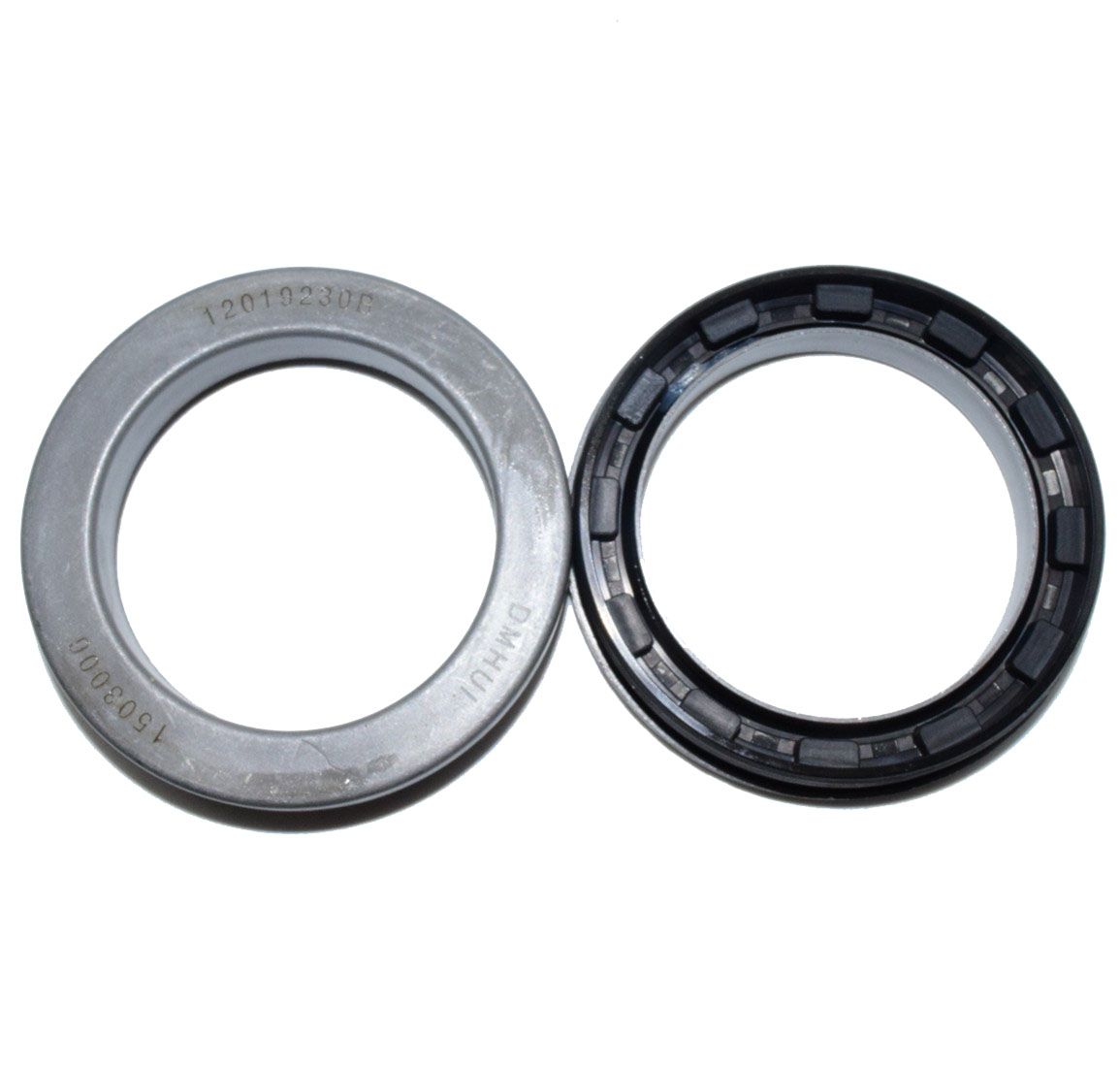 DMHUI Heavy-Duty Oil Seals – Boost Farm Equipment Efficiency