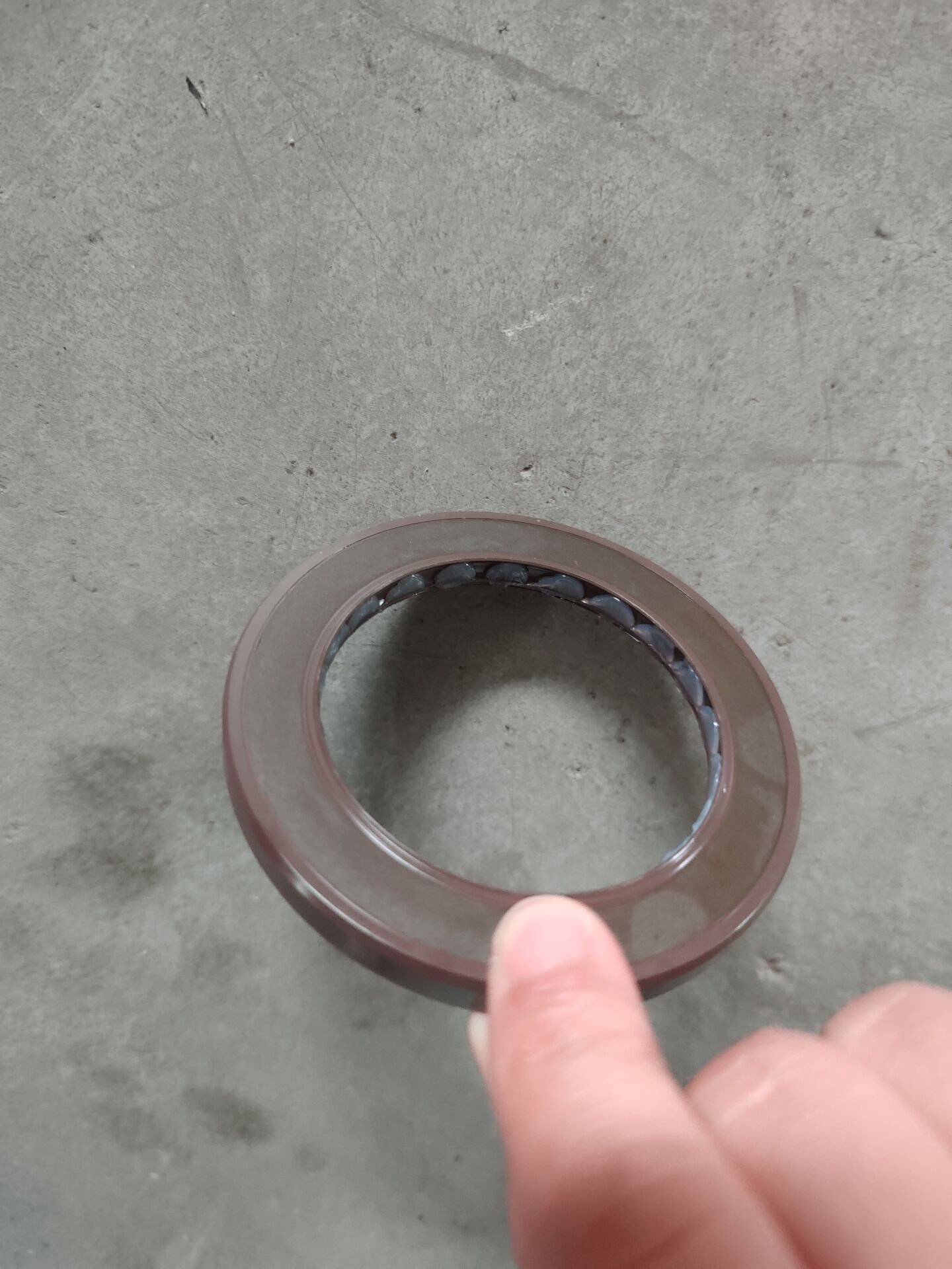 Heavy Duty Construction Machinery Oil Seals - Ideal for Harsh Job Site Conditions