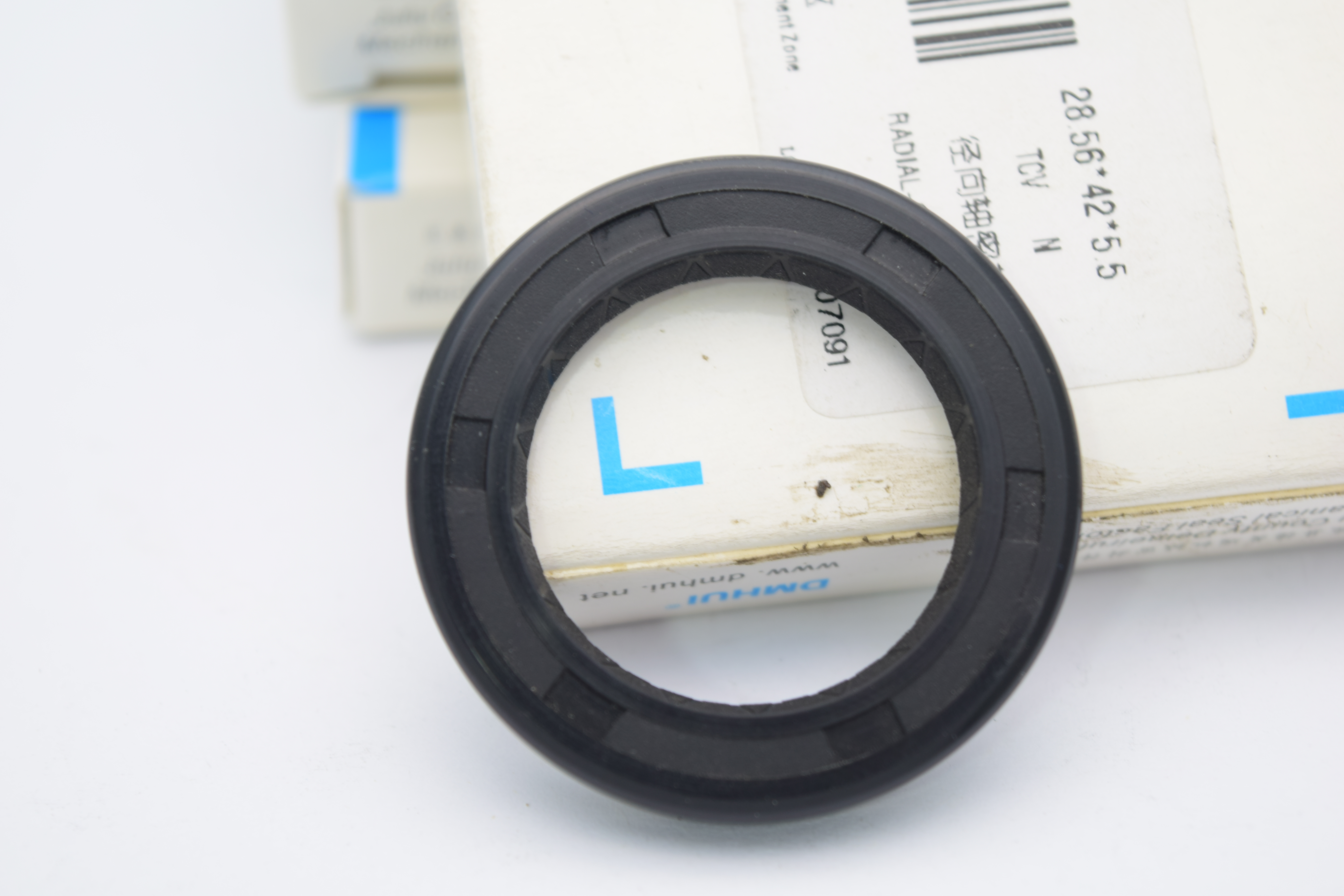 Premium Excavator Oil Seals with Wear-Resistant Lip Materials for Longer Pump Life