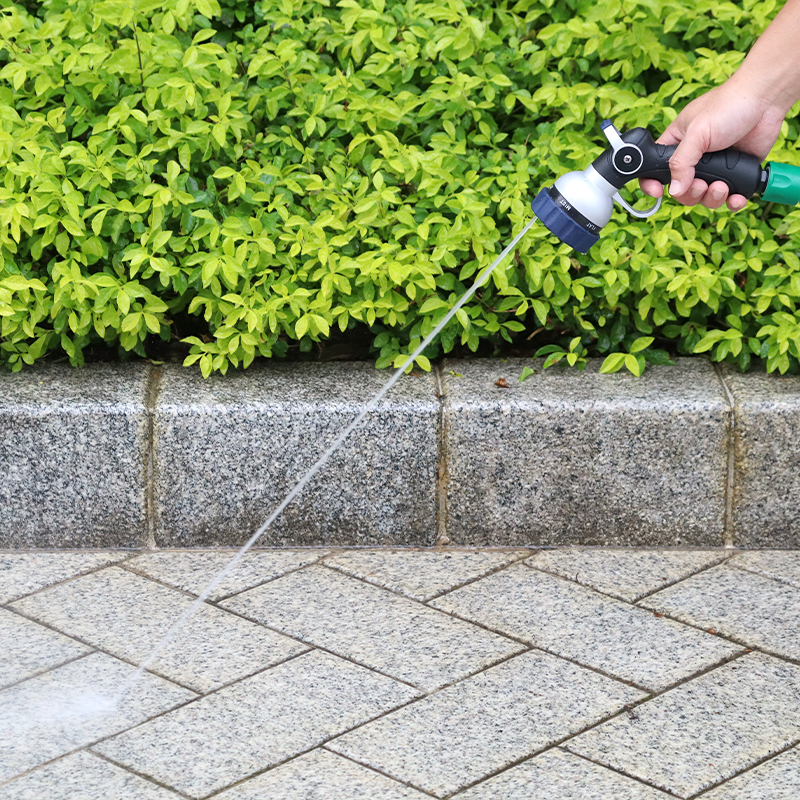 High Capacity Multi-Pattern Garden Hose Sprayer with Thumb Flow Control