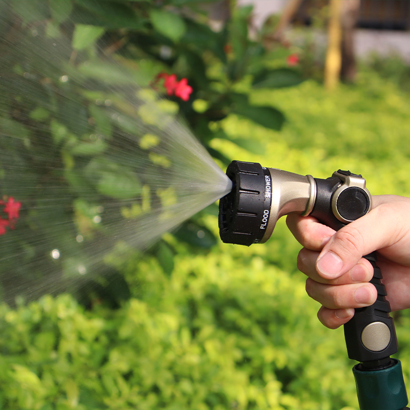 Metal Garden Hose Nozzle with 7 Spray Patterns – Thumb Control, Leak-Proof & Ergonomic Design