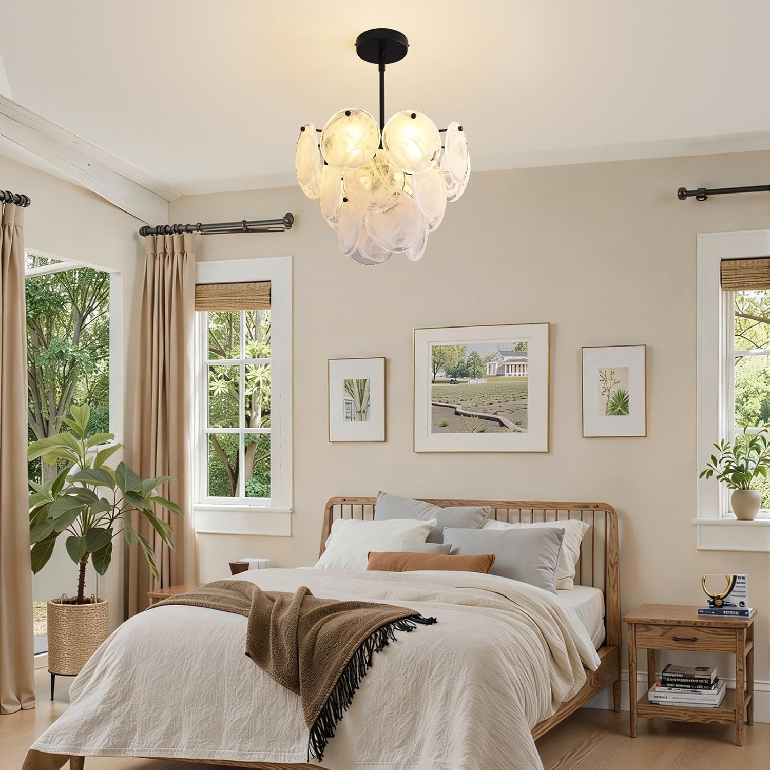 Small Bedroom or Large Suite? How to Scale Decorative Lighting Correctly