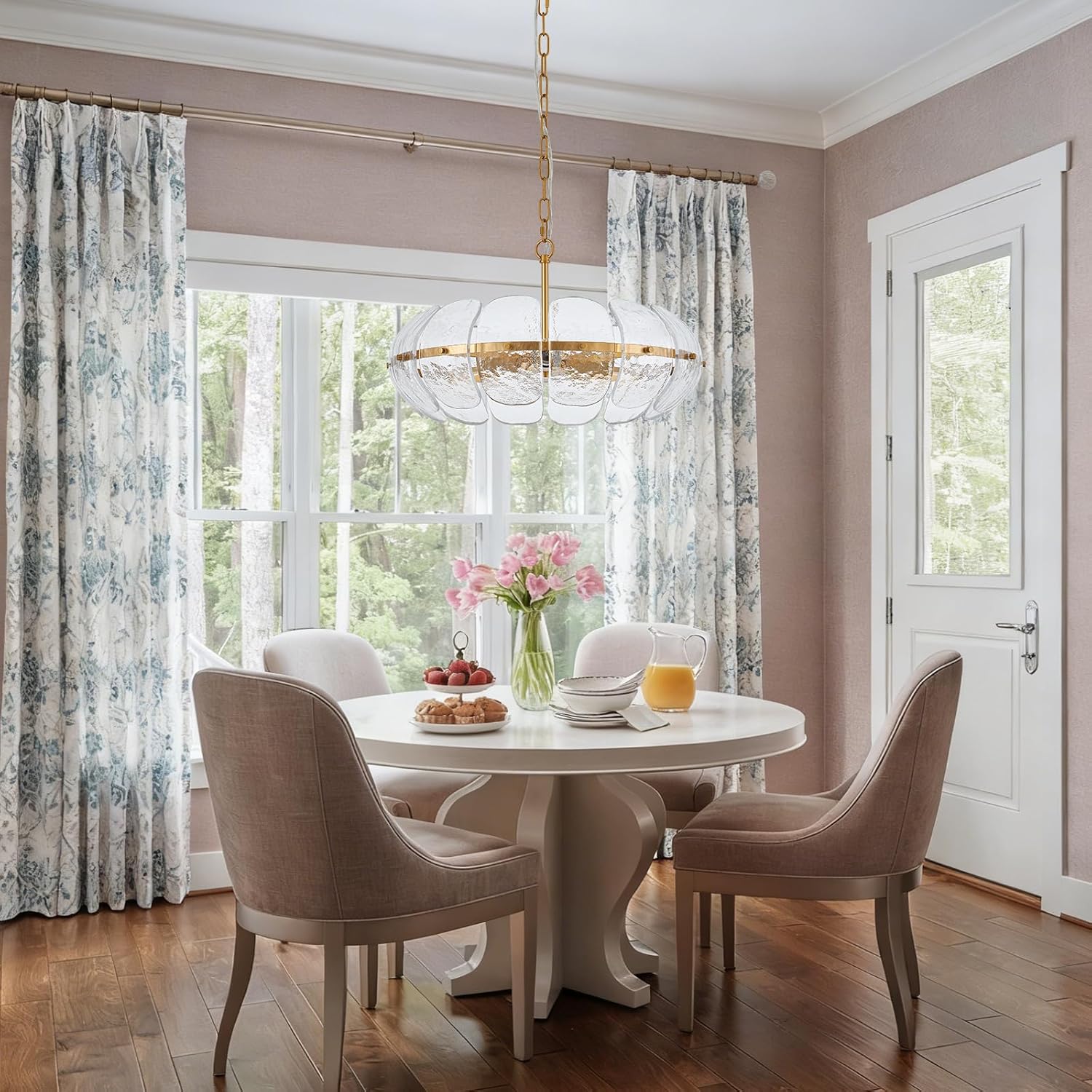 Modern Cloud Glass Gold Pendant Chandelier E26 Adjustable Chain Luxury Ceiling Light for Living Room Dining Room