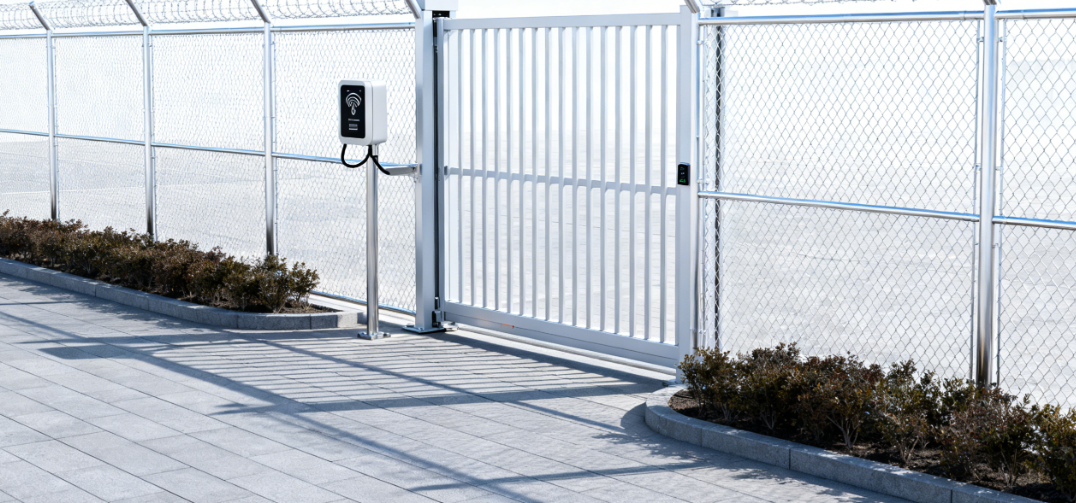 Construction Site Fence with Sound-Baffled Privacy Covers