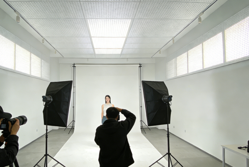 Low‑Glare Perforated Panels for Photography Workspaces