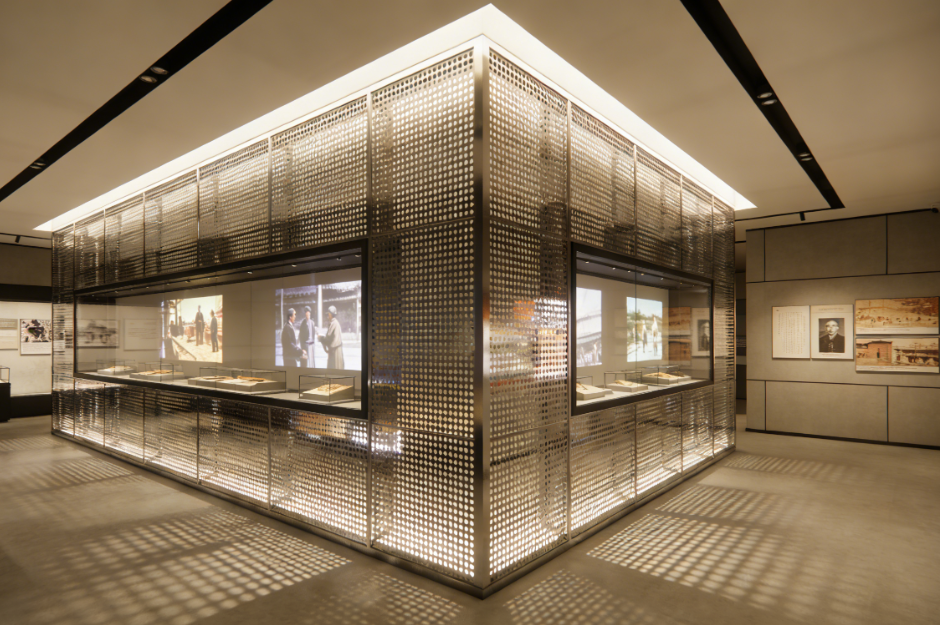 Reflective Perforated Panels for Museum Display Areas: Enhancing Visitor Experience, Storytelling & Museum Operations