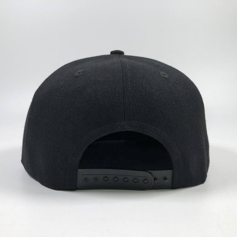 EVENCOFF Gothic Font Snapback – Black Cap with Gold 3D Embroidery