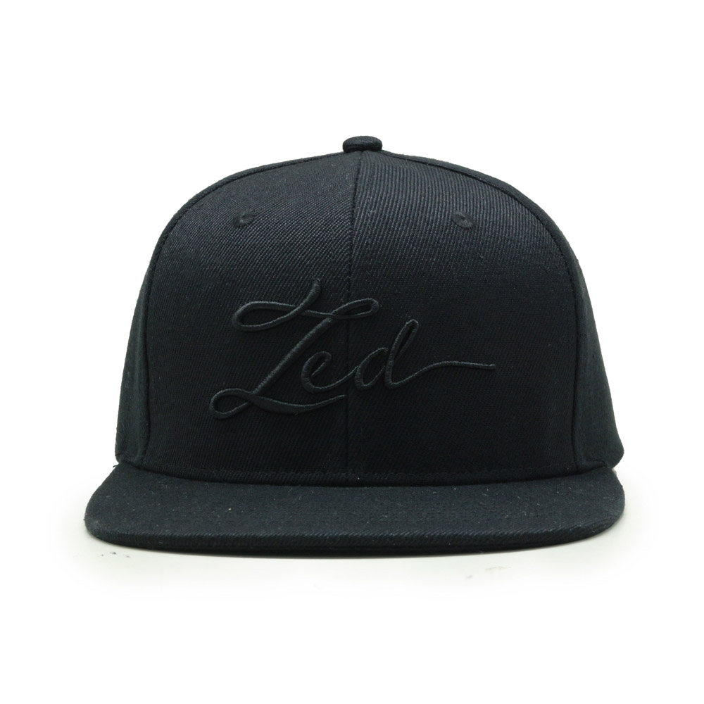 Zed All-Black 3D Embroidered Snapback Hat – Minimalist Street Cap