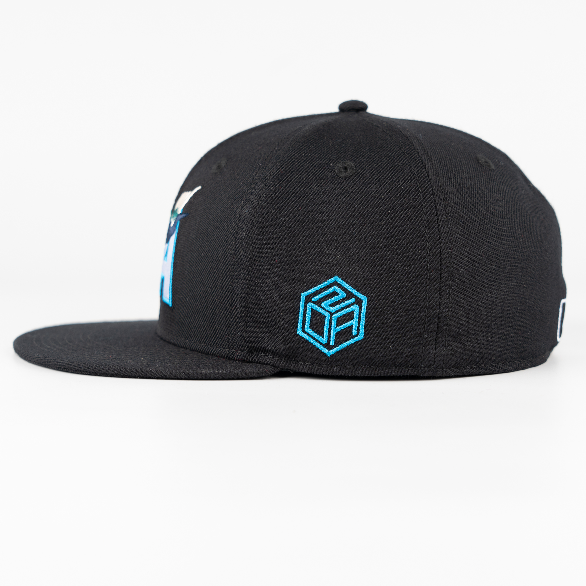 Blue Bird Logo Streetwear Black 6 Panel Custom 3D Embroidered Snapback Hat