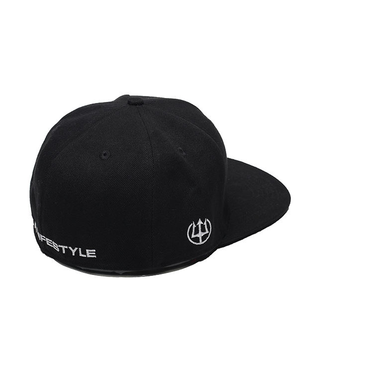 MAXIMUM DRIFT Skull Embroidered Snapback Hat – Patriotic Street Style Cap