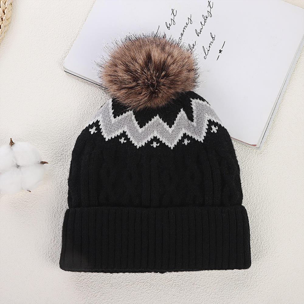Winter Cable Knit Beanie with Faux Fur Pom – Warm, Soft & Stylish