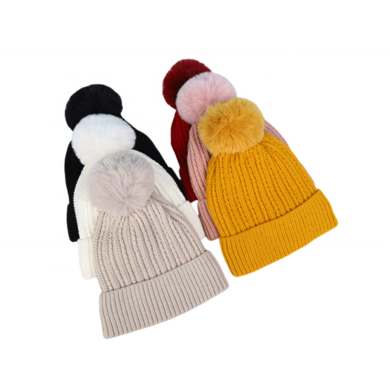 Warm Cable Knit Beanie with Faux Fur Pom