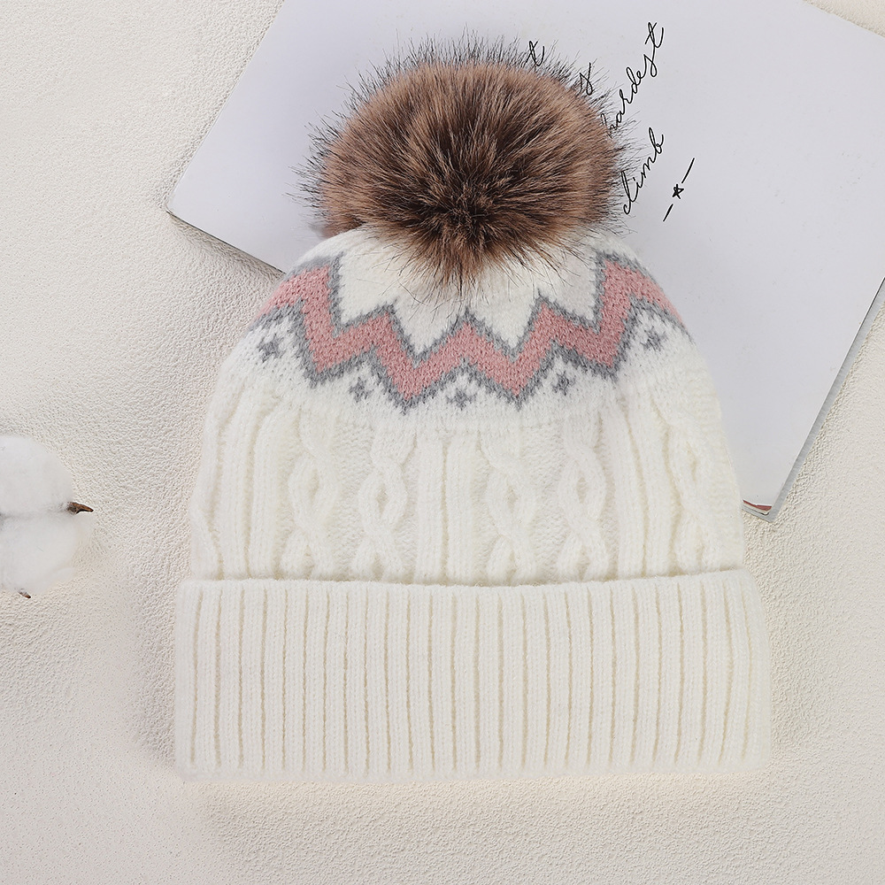 Winter Cable Knit Beanie with Faux Fur Pom – Warm, Soft & Stylish