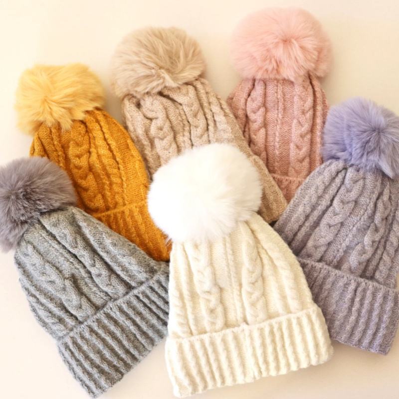 Women's Winter Warm Cable Knit Beanie Hat with Fluffy Faux Fur Pom Pom