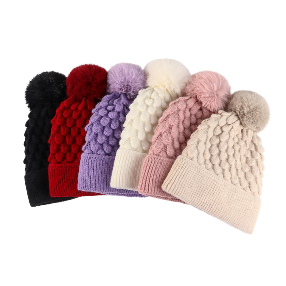 Winter Soft Cable Knit Pom Pom Beanie Hat for Women