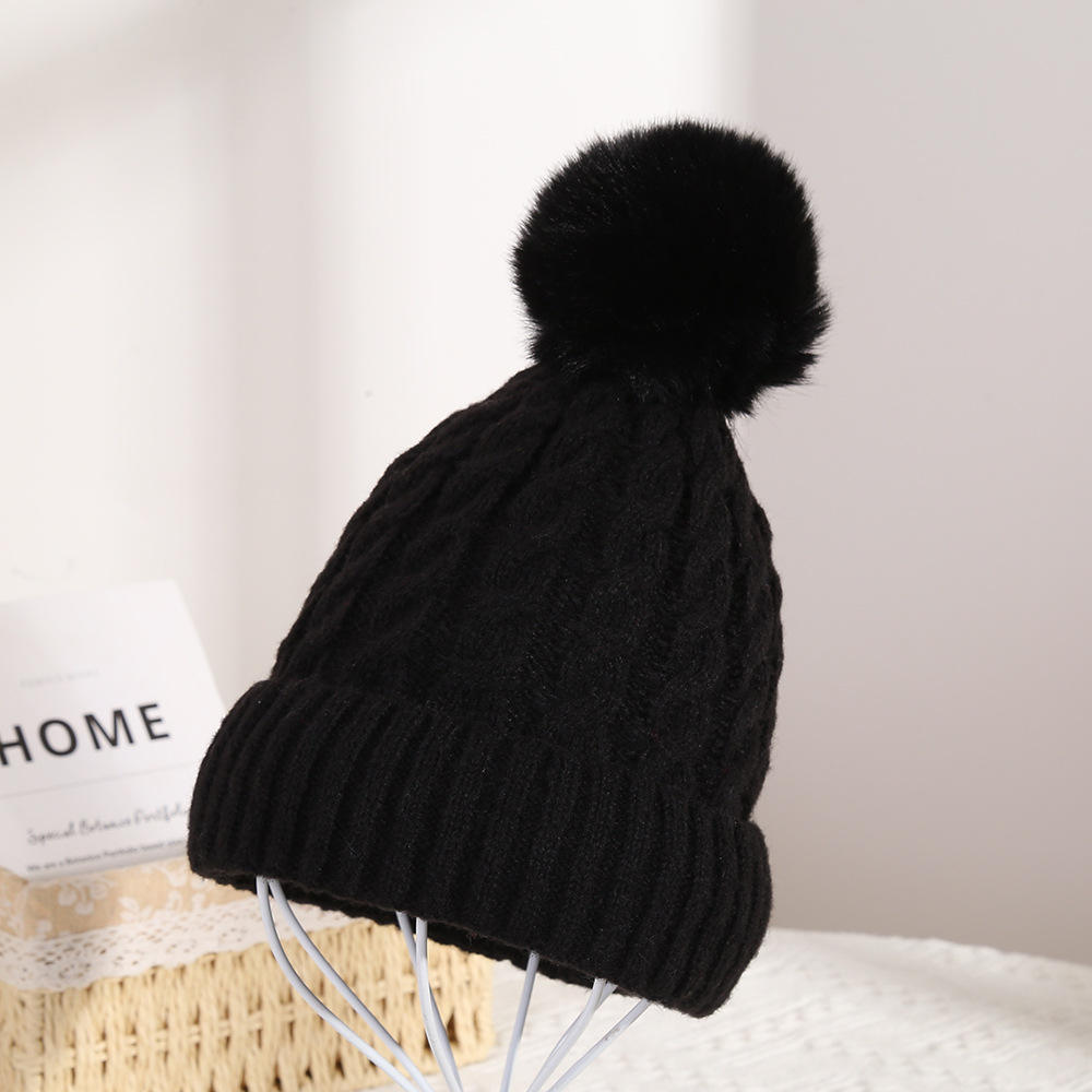 Women's Winter Cable Knit Beanie with Faux Fur Pom Pom