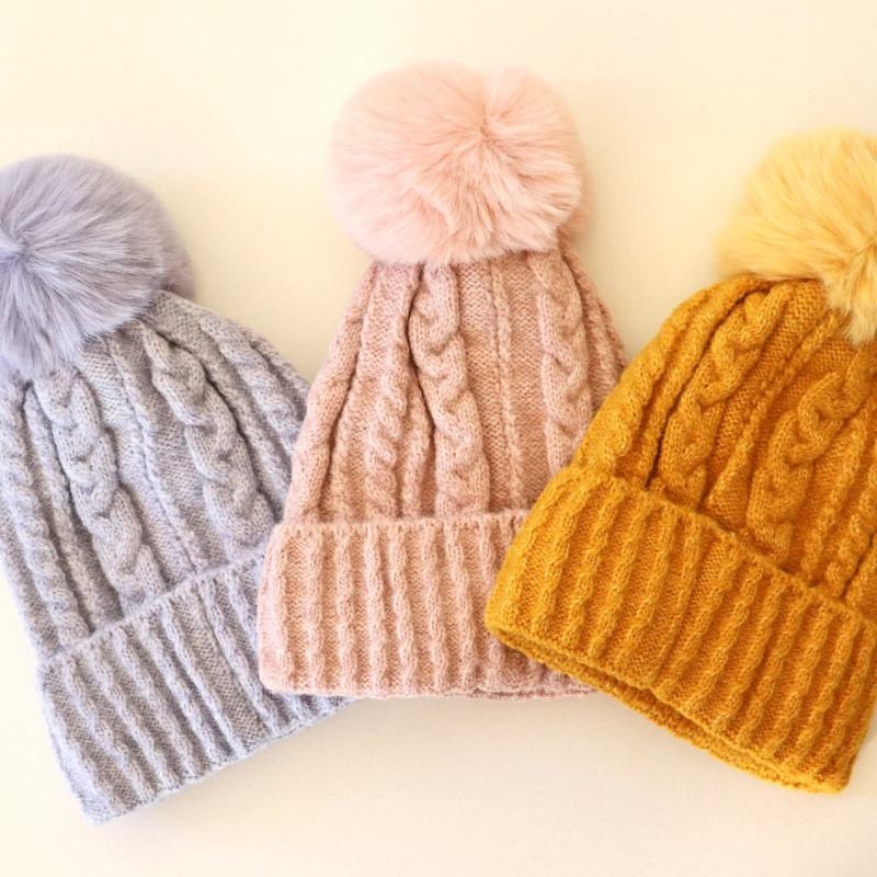 Women's Winter Warm Cable Knit Beanie Hat with Fluffy Faux Fur Pom Pom