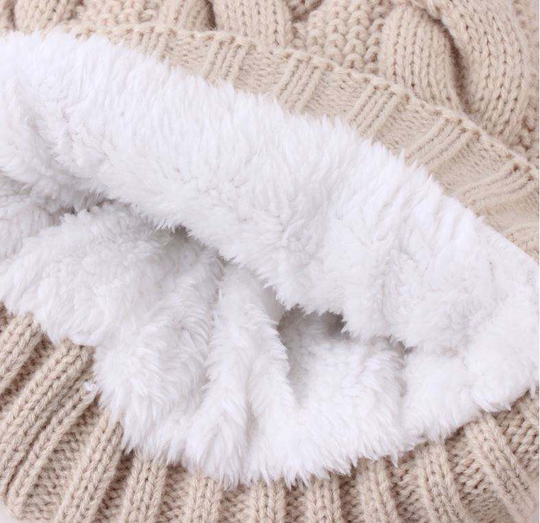 Women's Winter Cable Knit Pom Pom Beanie with Faux Fur Ball