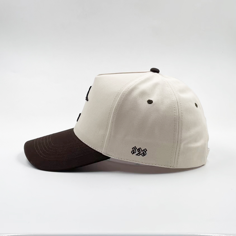Minimalist Raised-Logo Two-Tone Curved-Brim Baseball Caps