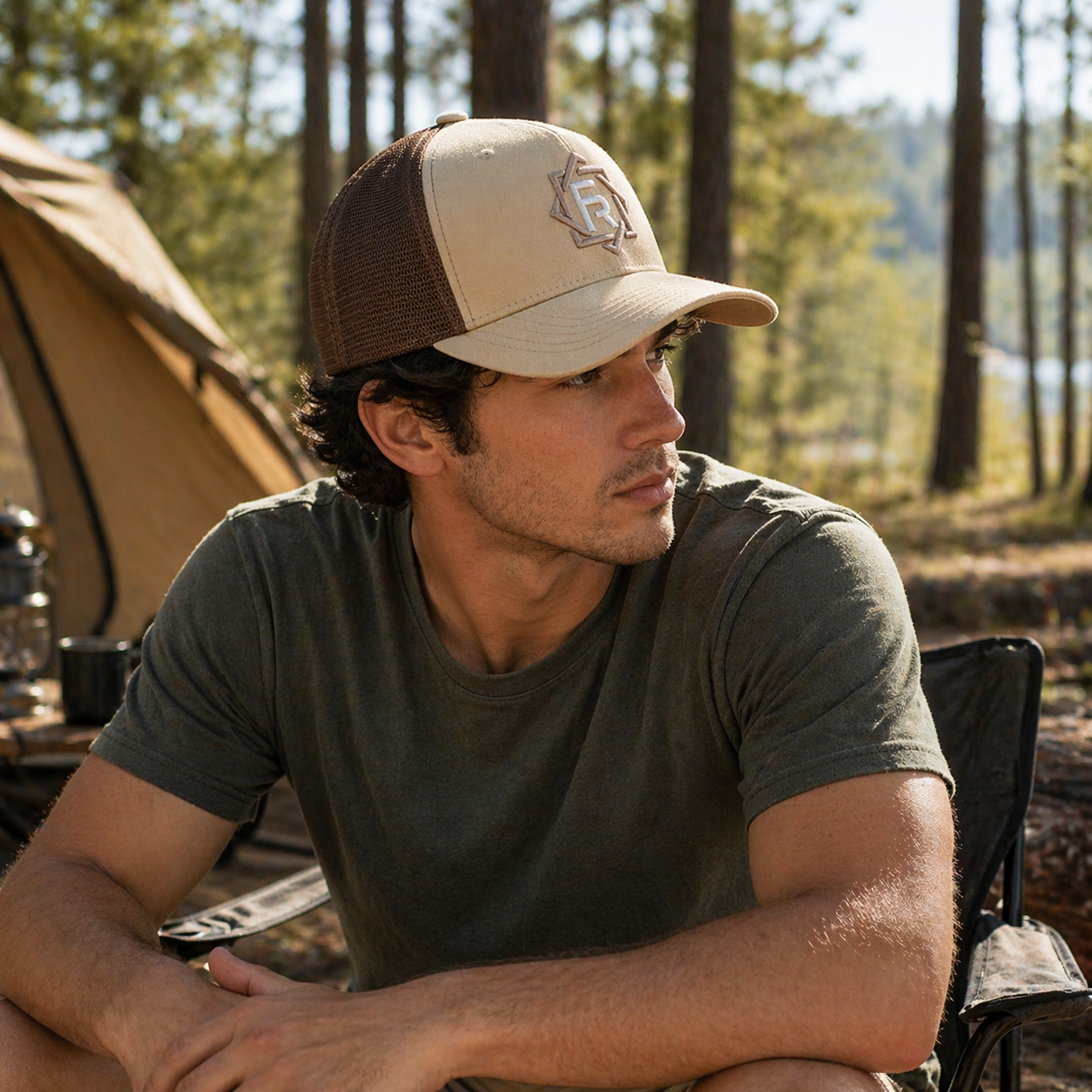 Minimal Logo Mesh Trucker Cap Two Tone Curved Brim Baseball Hat