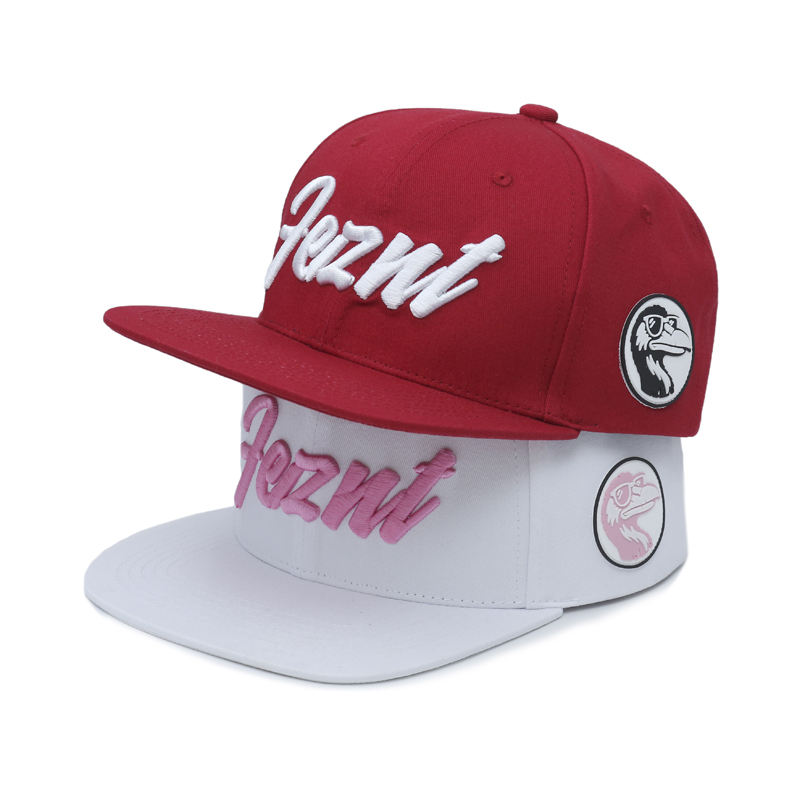 Custom 3D Embroidery Two-Tone Flat Brim Snapback Cap with Script Logo