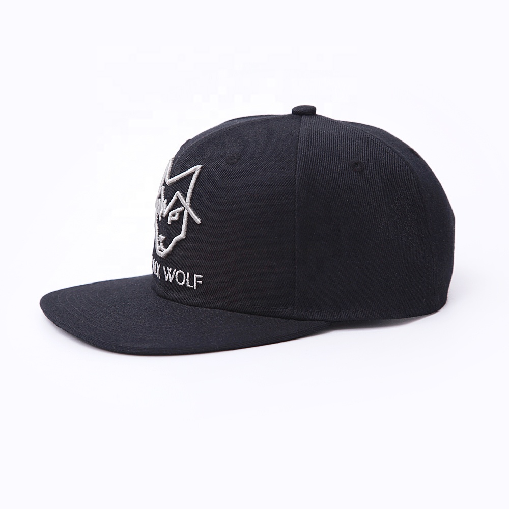 Black Wolf Embroidered Flat Brim Snapback Cap