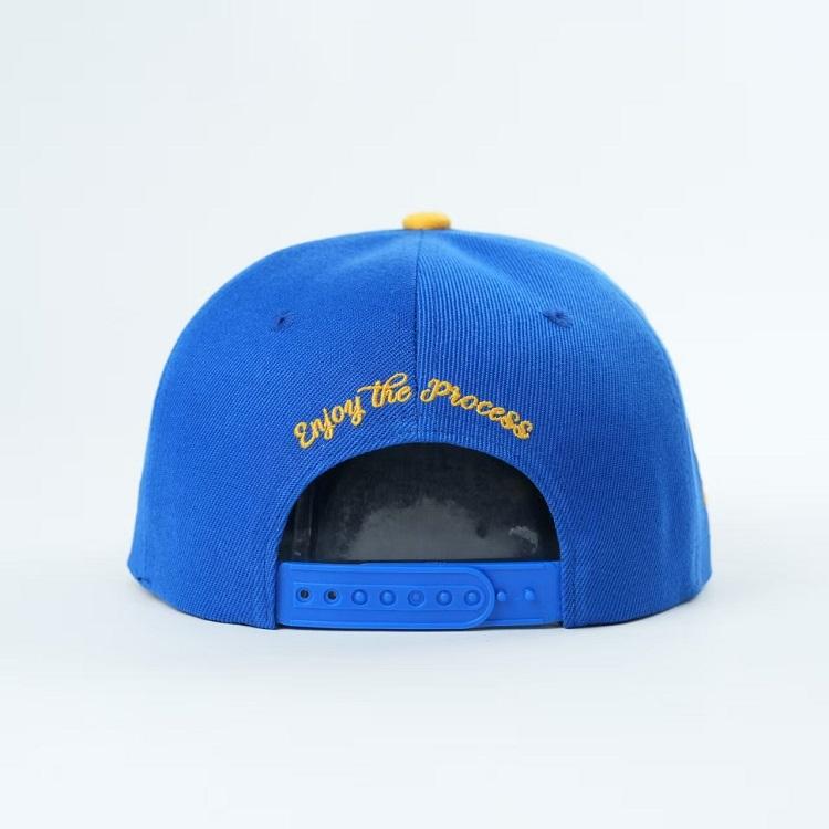 Scratched Blue Embroidered Flat Brim Snapback Hat