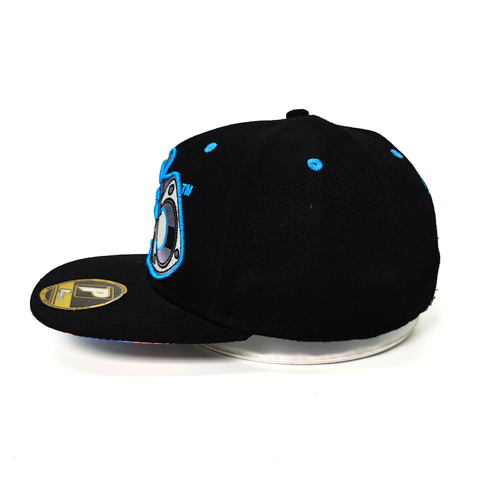 4&0 Graphic Snapback Hat with Blue 3D Embroidery – Black Edition