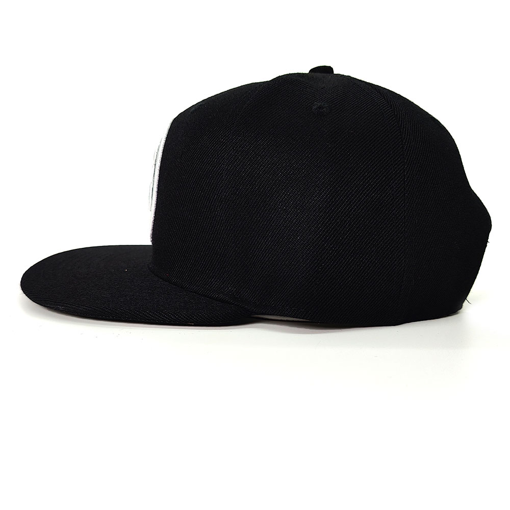 Black Snapback Hat with Embroidered Bear Logo Patch – Legends In Time Design