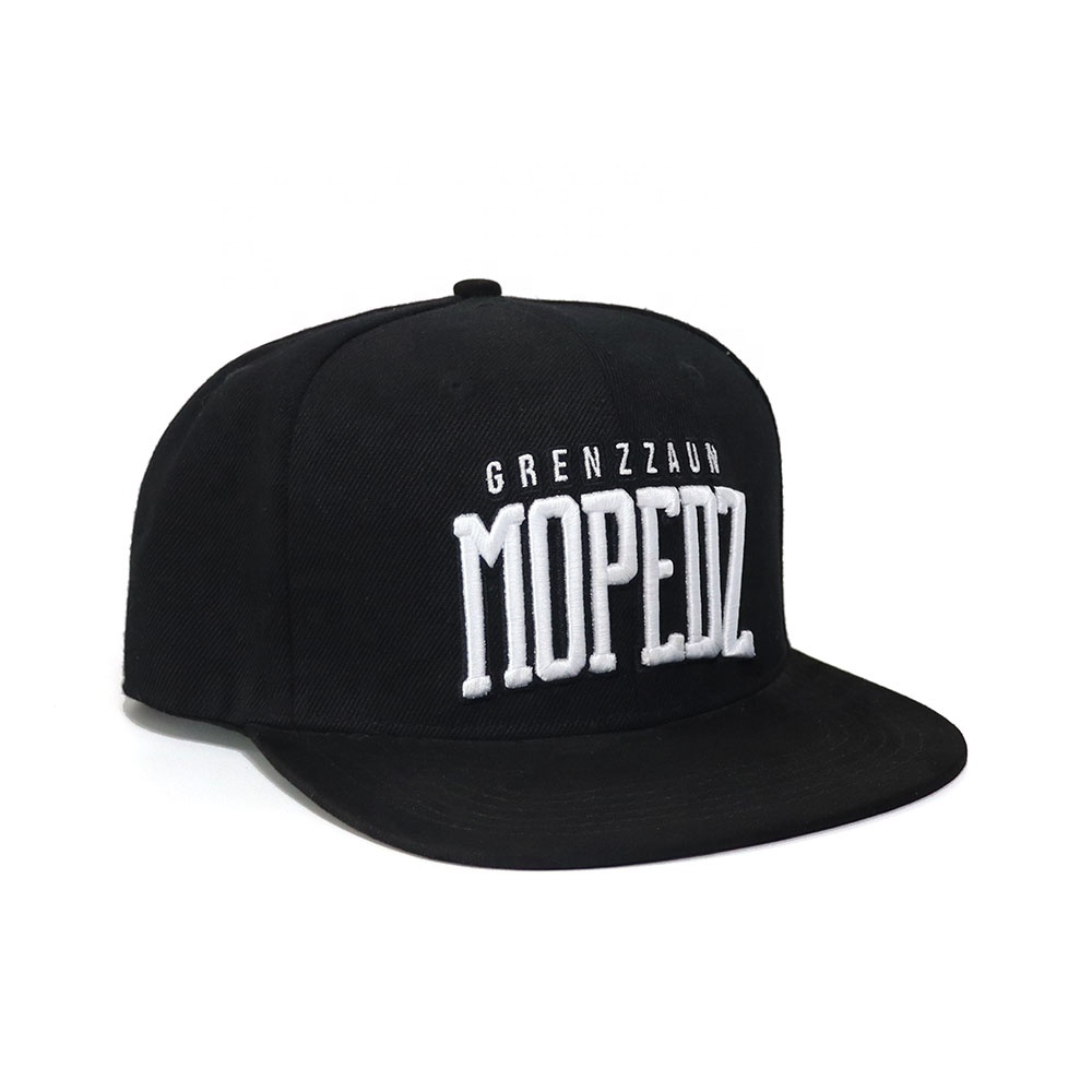Black Flat Brim Snapback Cap with 3D Embroidered “MOPEDZ” Logo – Streetwear 6 Panel Hat