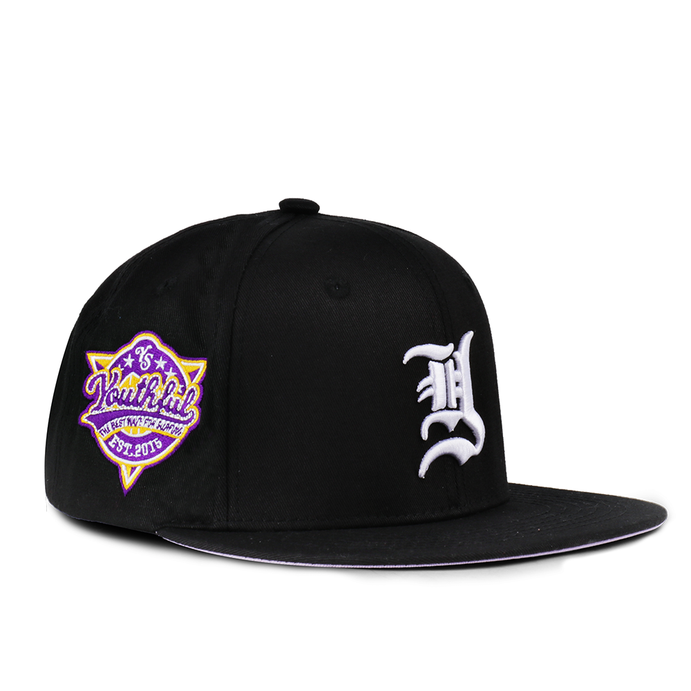 Black Flat Brim Snapback Cap with Gothic Letter Embroidery Street Style Hat