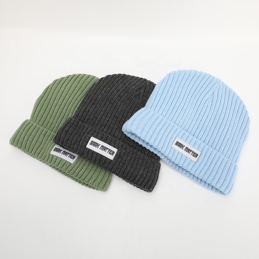 Ribbed Knit Cuffed Beanie with Woven Front Label – Solid Color Winter Hat