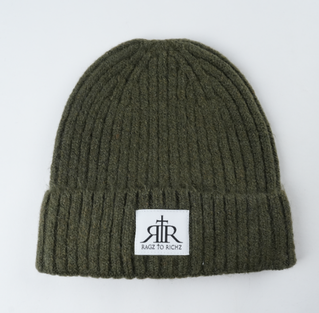 Ribbed Knit Winter Beanie with Fold-Over Cuff and Logo Patch