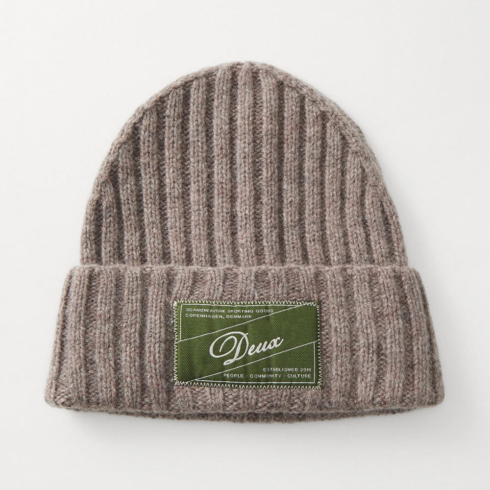 Ribbed Knit Cuffed Beanie with Woven Front Label