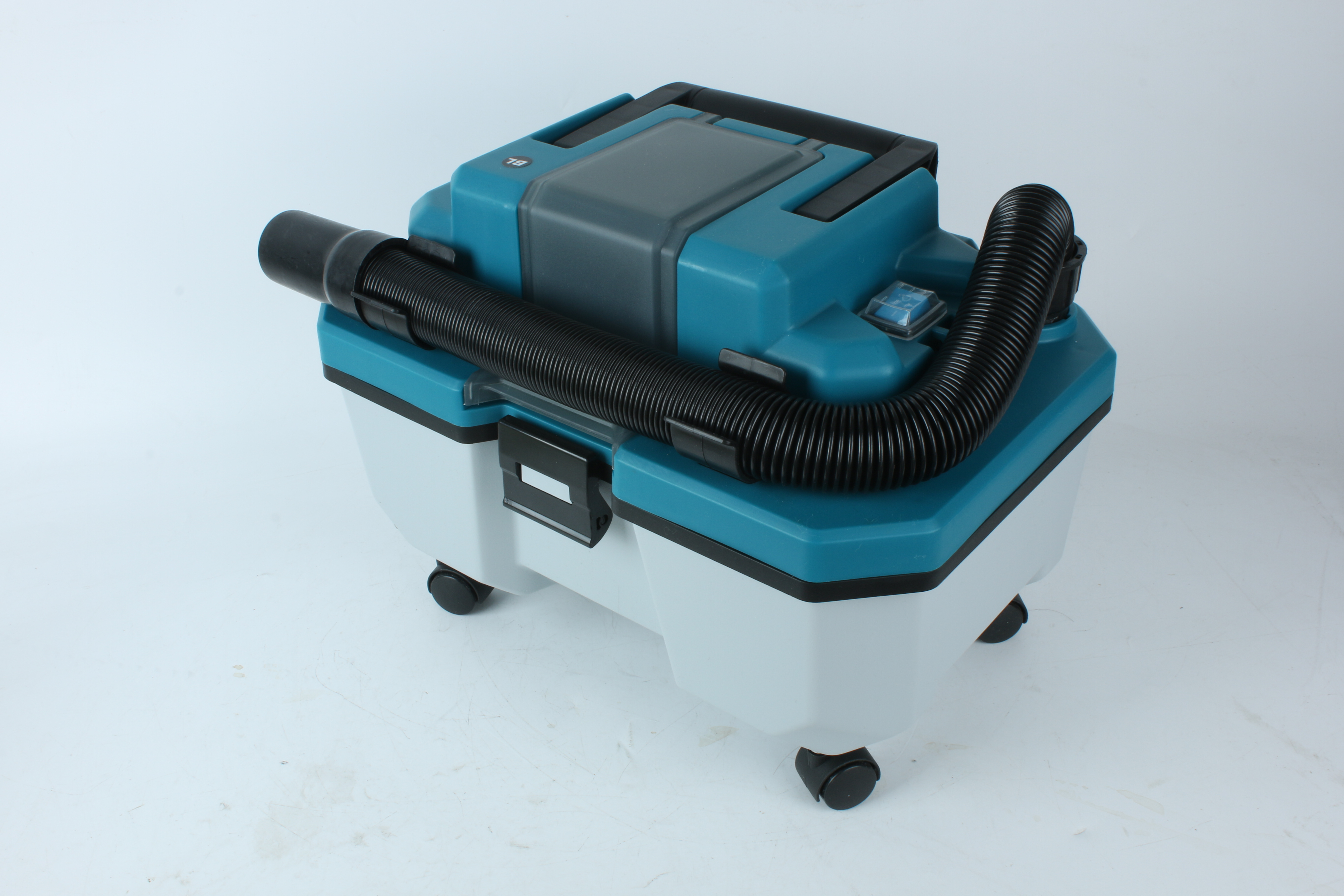 LX-VC-D15WB Portable Wet Dry Vacuum with Multi Attachments