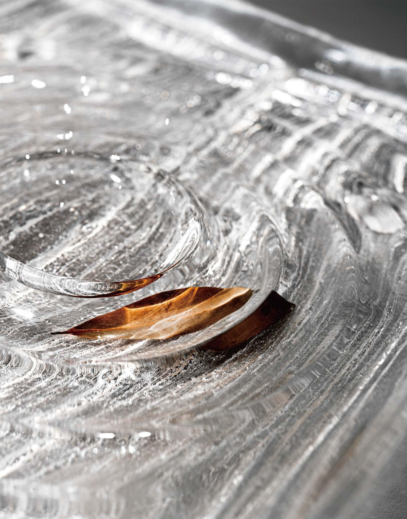 One Leaf Zen Heart · Artistic Pallets