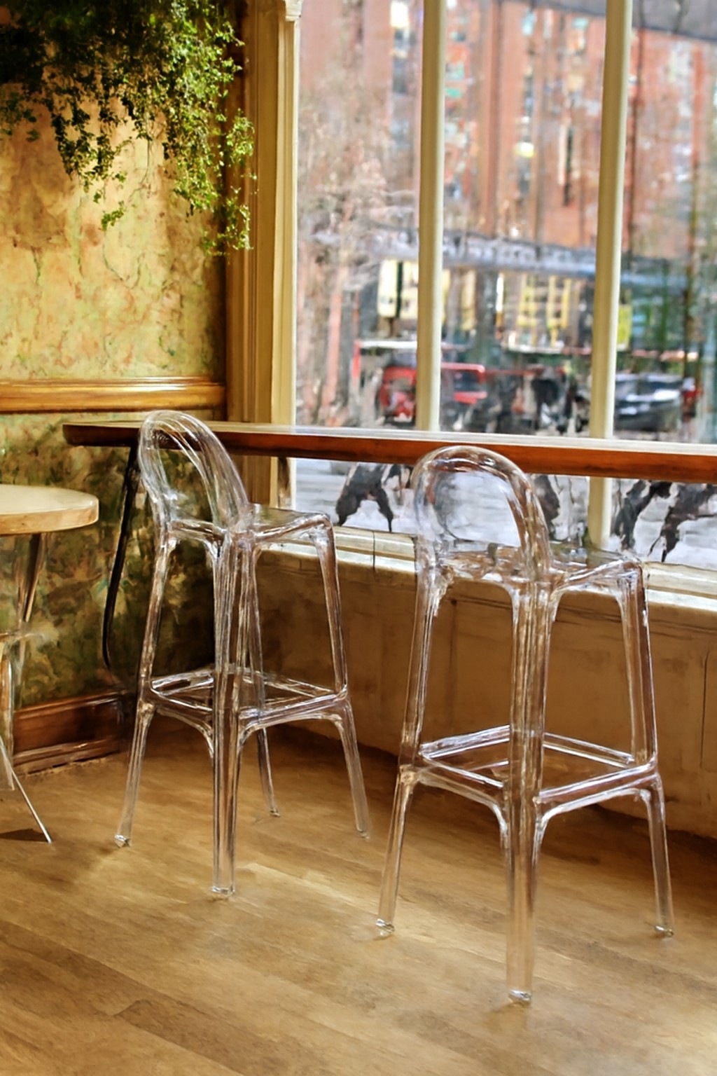 Give flowers Barstool