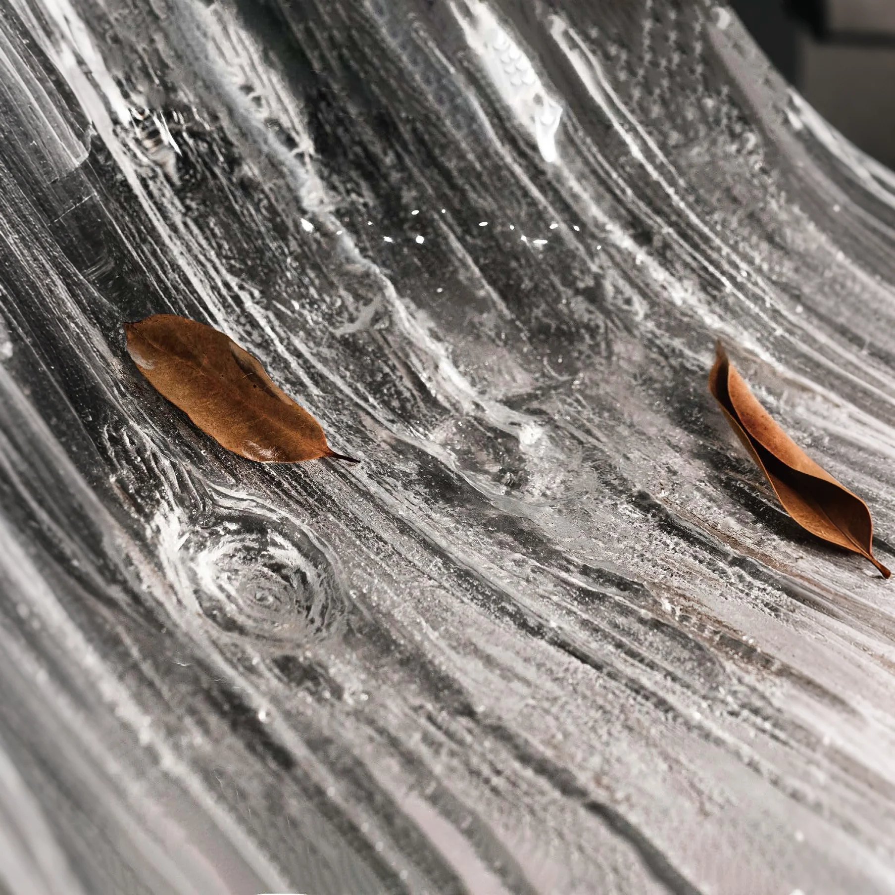 Years of Flowing Shadows Fruit plate