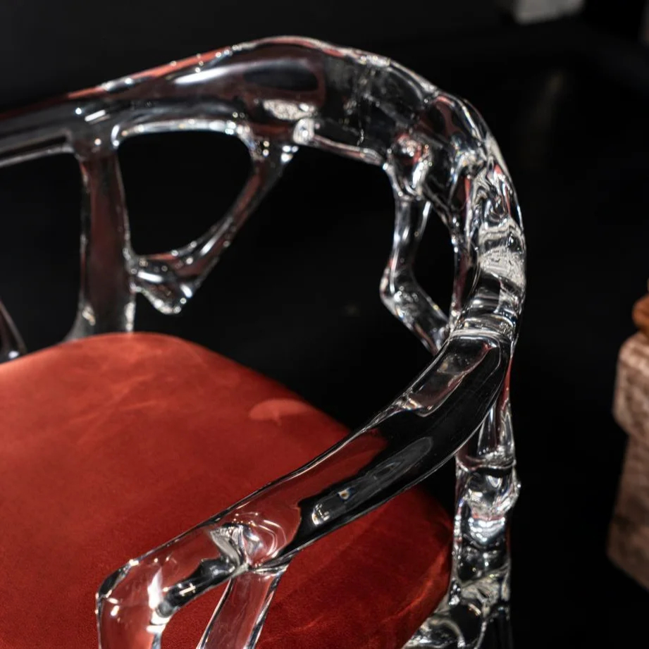 Crystal Vinea Acrylic Chair