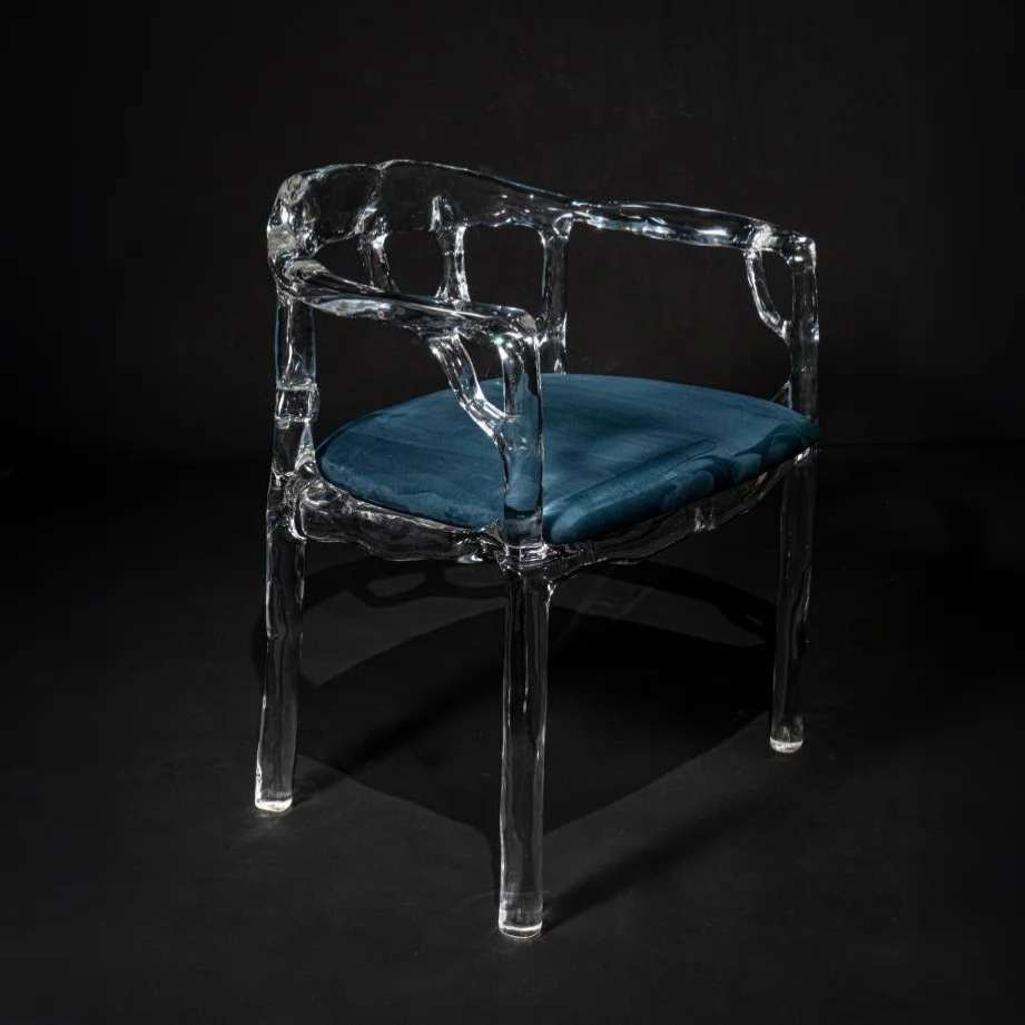 Crystal Vinea Acrylic Chair