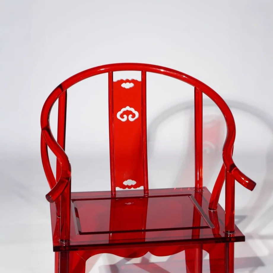 Yun’ao Translucent Crimson Throne Chair