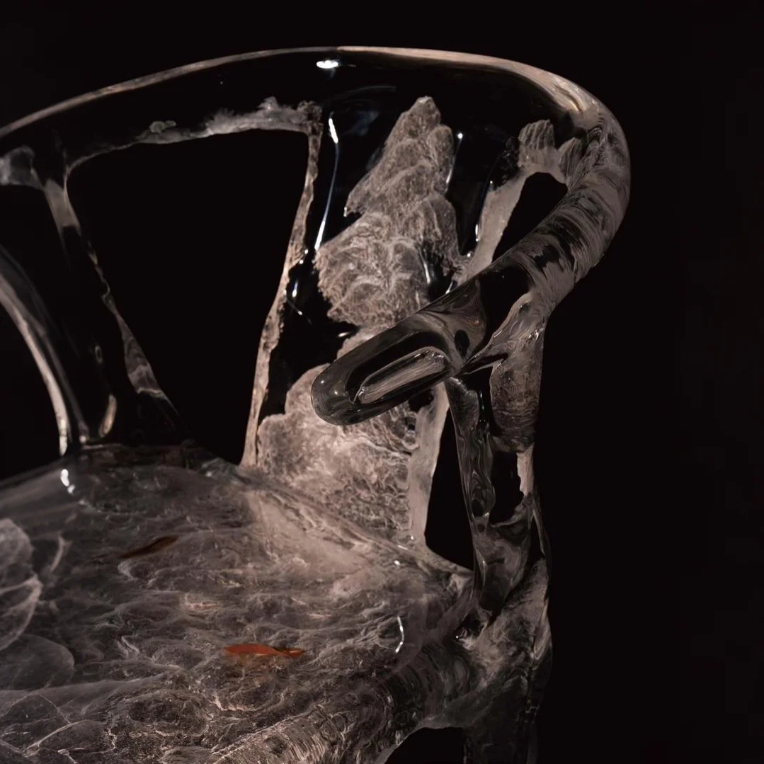 A Myriad of Peaks Chair